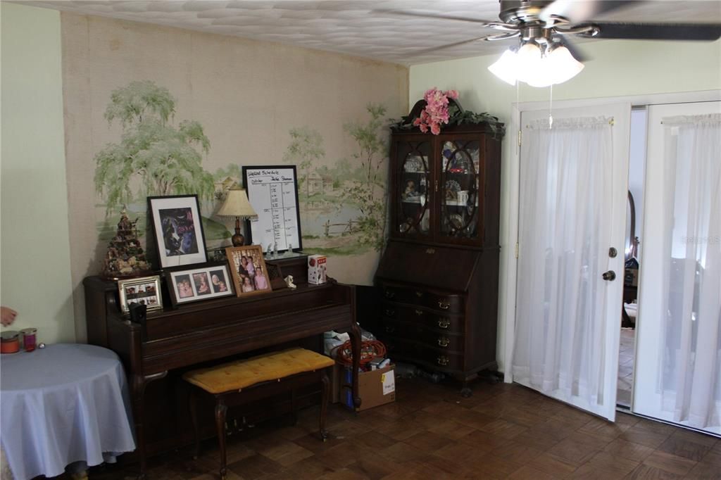 На продажу: $417,000 (3 спален, 2 ванн, 1533 Квадратных фут)