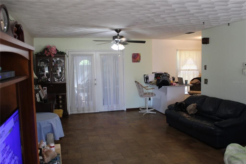 На продажу: $417,000 (3 спален, 2 ванн, 1533 Квадратных фут)