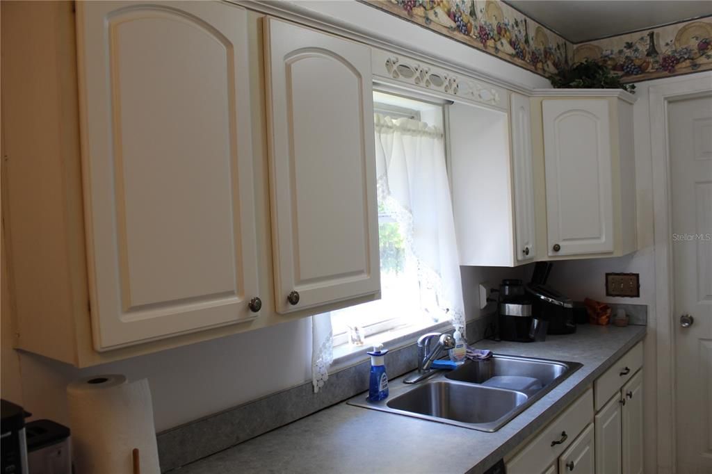 На продажу: $417,000 (3 спален, 2 ванн, 1533 Квадратных фут)