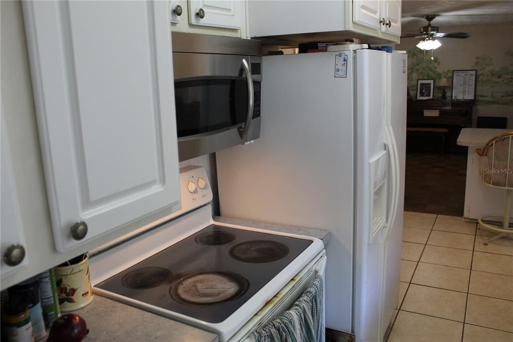 На продажу: $417,000 (3 спален, 2 ванн, 1533 Квадратных фут)