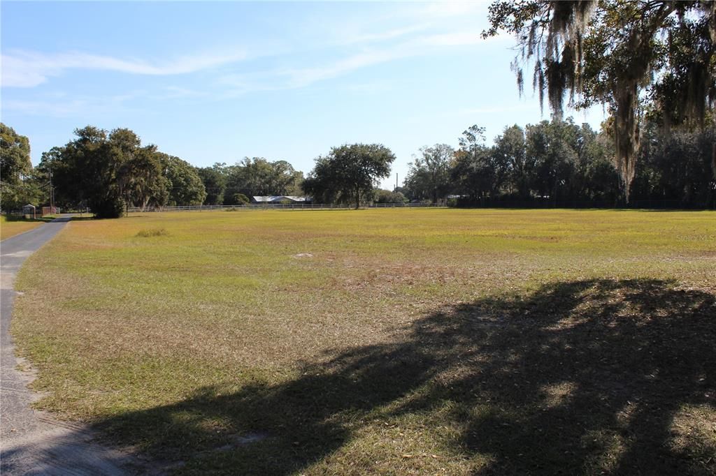 На продажу: $417,000 (3 спален, 2 ванн, 1533 Квадратных фут)