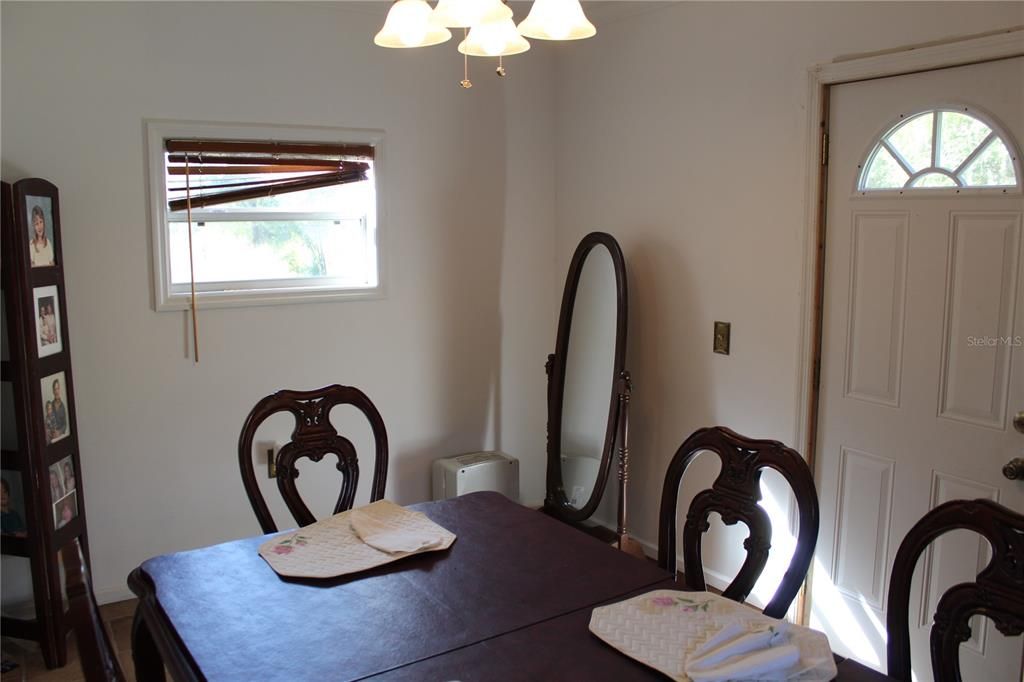 На продажу: $417,000 (3 спален, 2 ванн, 1533 Квадратных фут)