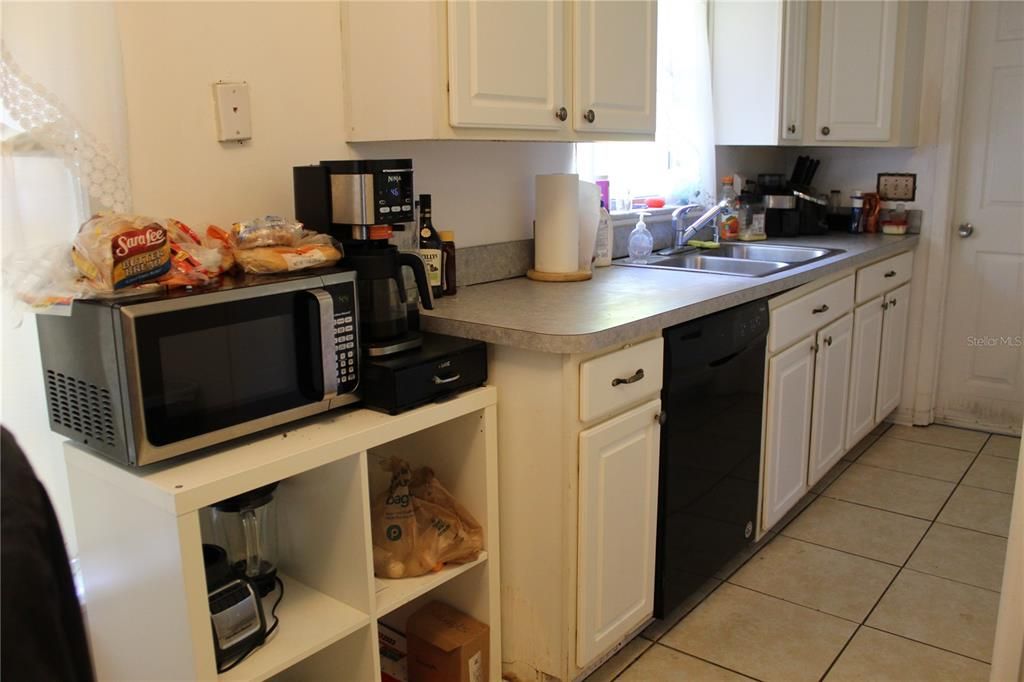 На продажу: $417,000 (3 спален, 2 ванн, 1533 Квадратных фут)