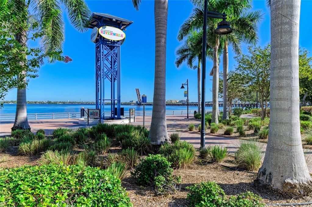 待售: $475,000 (2 贝兹, 2 浴室, 1514 平方英尺)