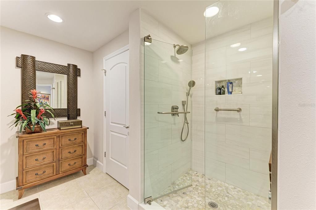 待售: $475,000 (2 贝兹, 2 浴室, 1514 平方英尺)