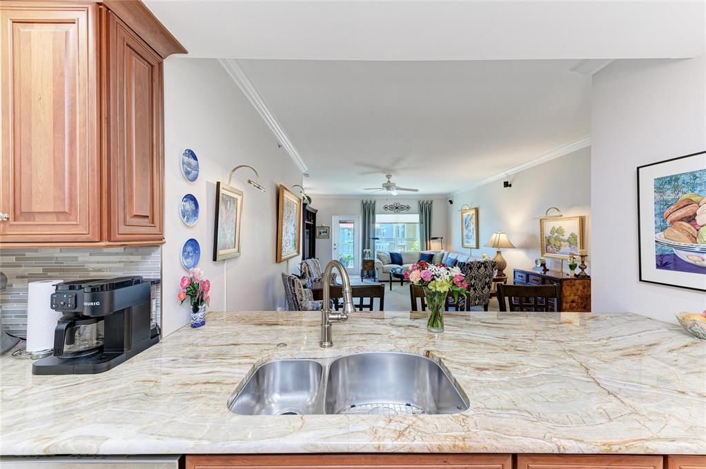 待售: $475,000 (2 贝兹, 2 浴室, 1514 平方英尺)