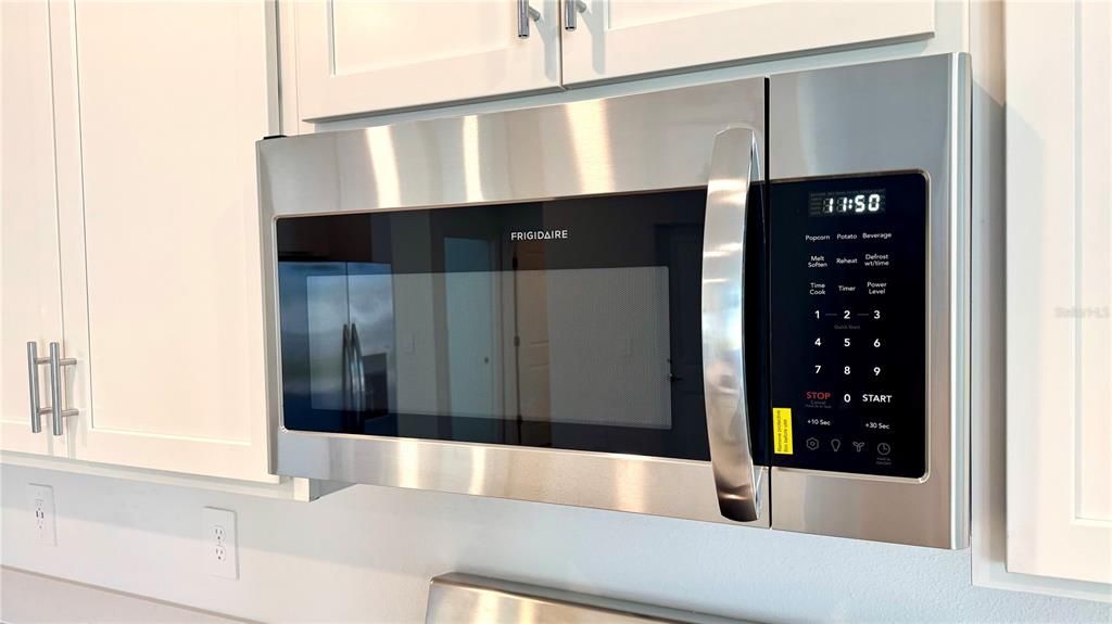 For Rent: $2,900 (5 beds, 3 baths, 2455 Square Feet)