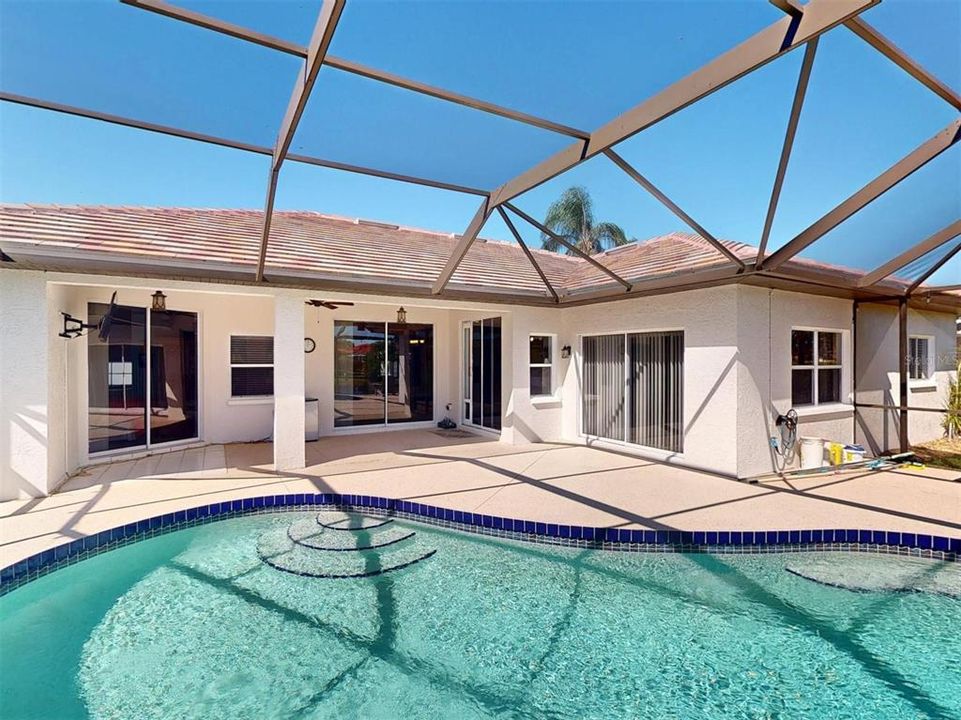 For Sale: $550,000 (3 beds, 2 baths, 2120 Square Feet)