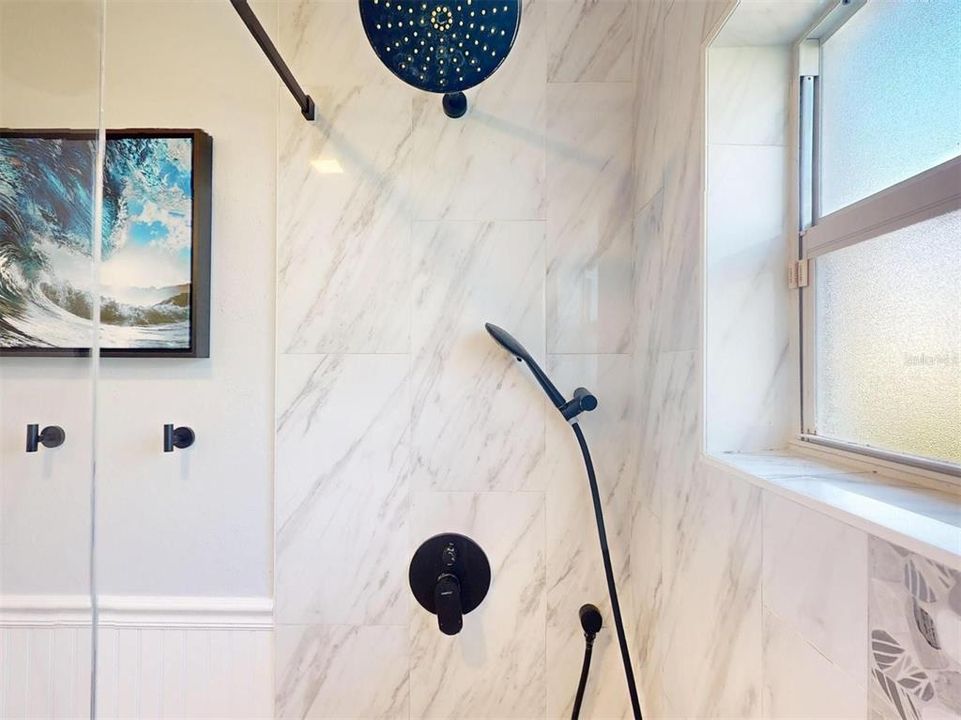 For Sale: $550,000 (3 beds, 2 baths, 2120 Square Feet)