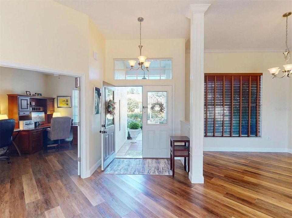 For Sale: $550,000 (3 beds, 2 baths, 2120 Square Feet)