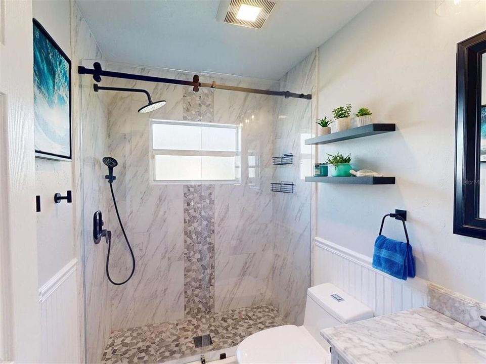 For Sale: $550,000 (3 beds, 2 baths, 2120 Square Feet)