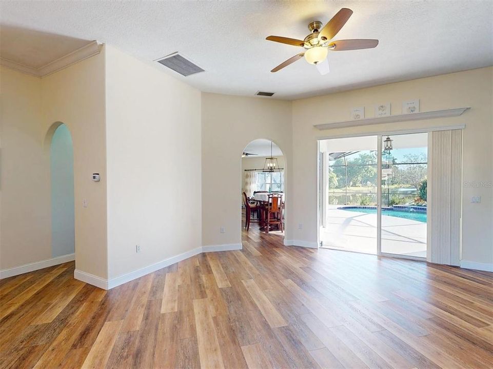 For Sale: $550,000 (3 beds, 2 baths, 2120 Square Feet)