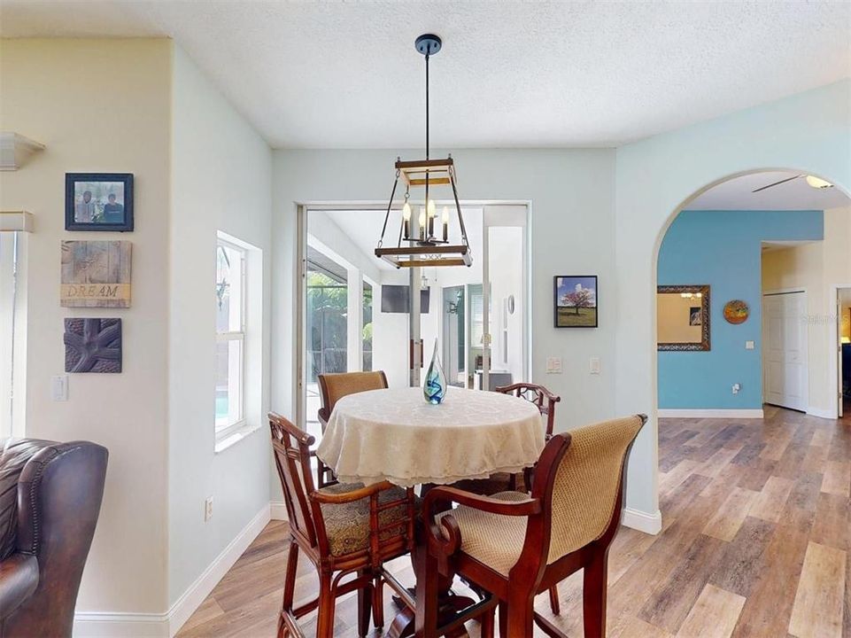 For Sale: $550,000 (3 beds, 2 baths, 2120 Square Feet)