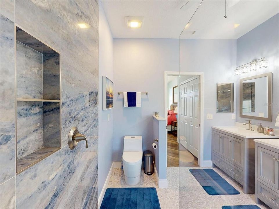 For Sale: $550,000 (3 beds, 2 baths, 2120 Square Feet)