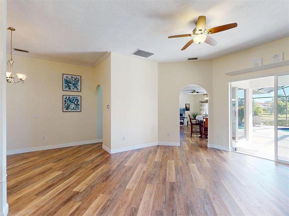 For Sale: $550,000 (3 beds, 2 baths, 2120 Square Feet)