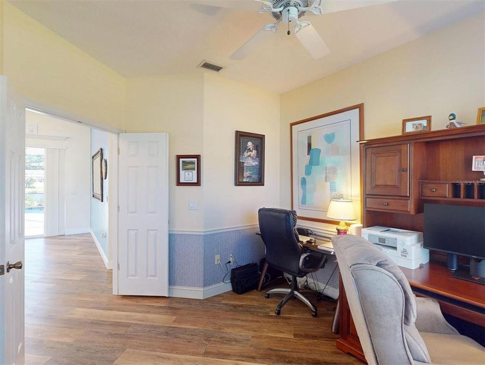 For Sale: $550,000 (3 beds, 2 baths, 2120 Square Feet)