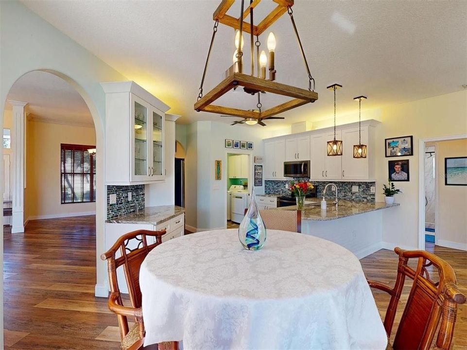 For Sale: $550,000 (3 beds, 2 baths, 2120 Square Feet)