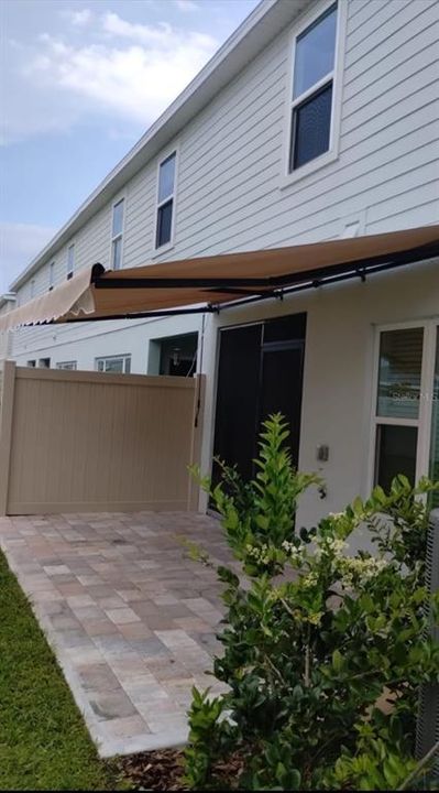 For Rent: $2,600 (4 beds, 2 baths, 1876 Square Feet)