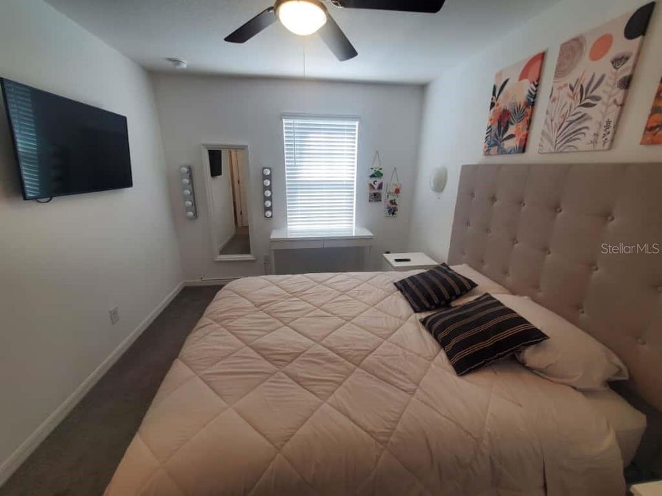 For Rent: $2,600 (4 beds, 2 baths, 1876 Square Feet)