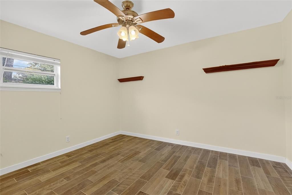 待售: $699,990 (3 贝兹, 2 浴室, 2142 平方英尺)