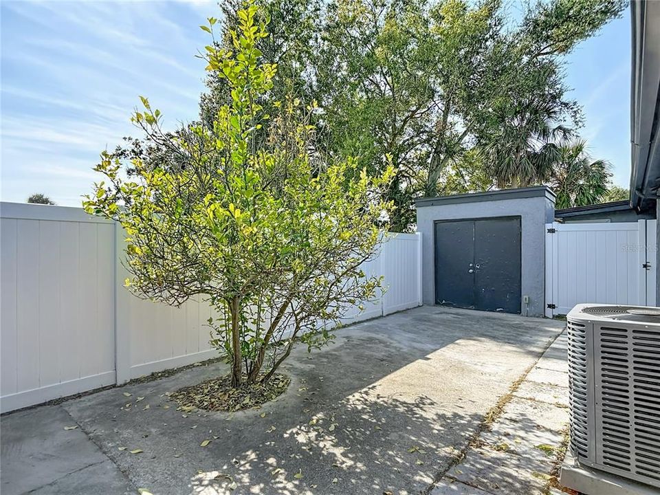 На продажу: $325,000 (3 спален, 2 ванн, 1161 Квадратных фут)