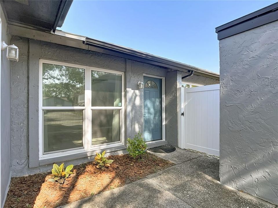 На продажу: $325,000 (3 спален, 2 ванн, 1161 Квадратных фут)