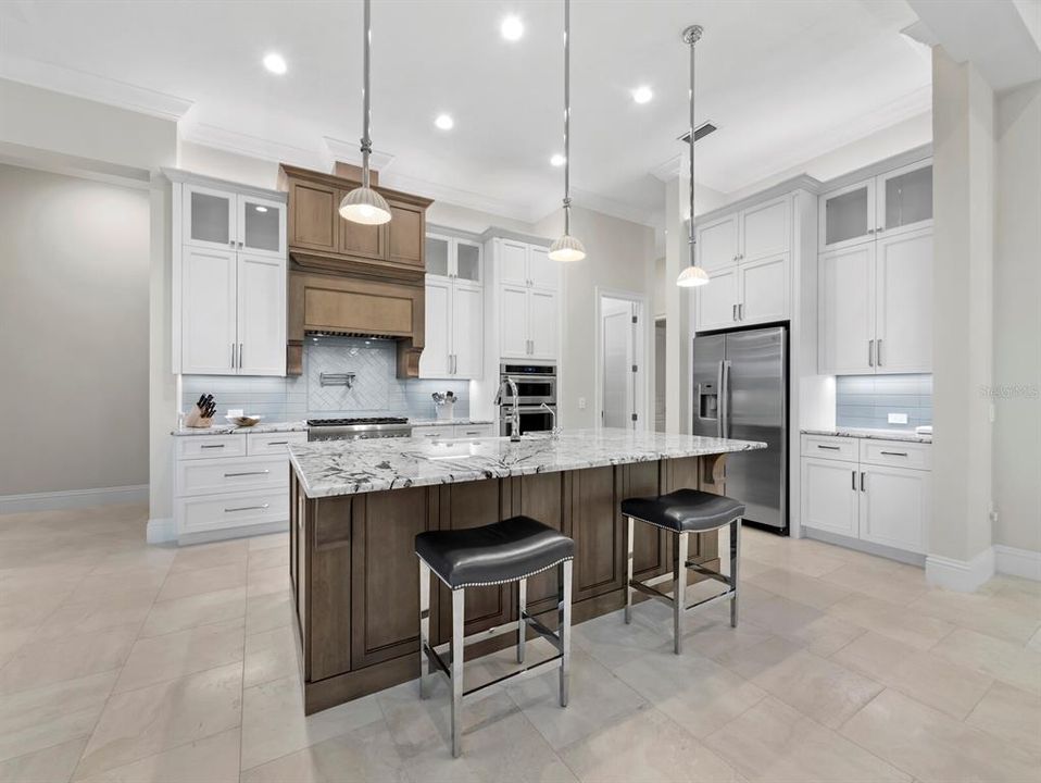 На продажу: $2,750,000 (3 спален, 3 ванн, 3499 Квадратных фут)