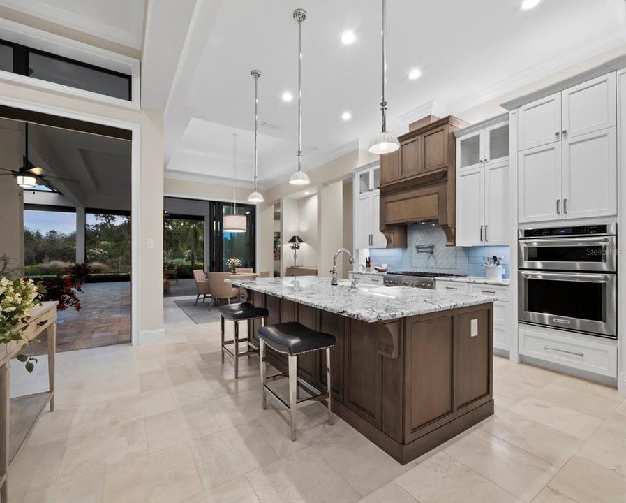 На продажу: $2,750,000 (3 спален, 3 ванн, 3499 Квадратных фут)