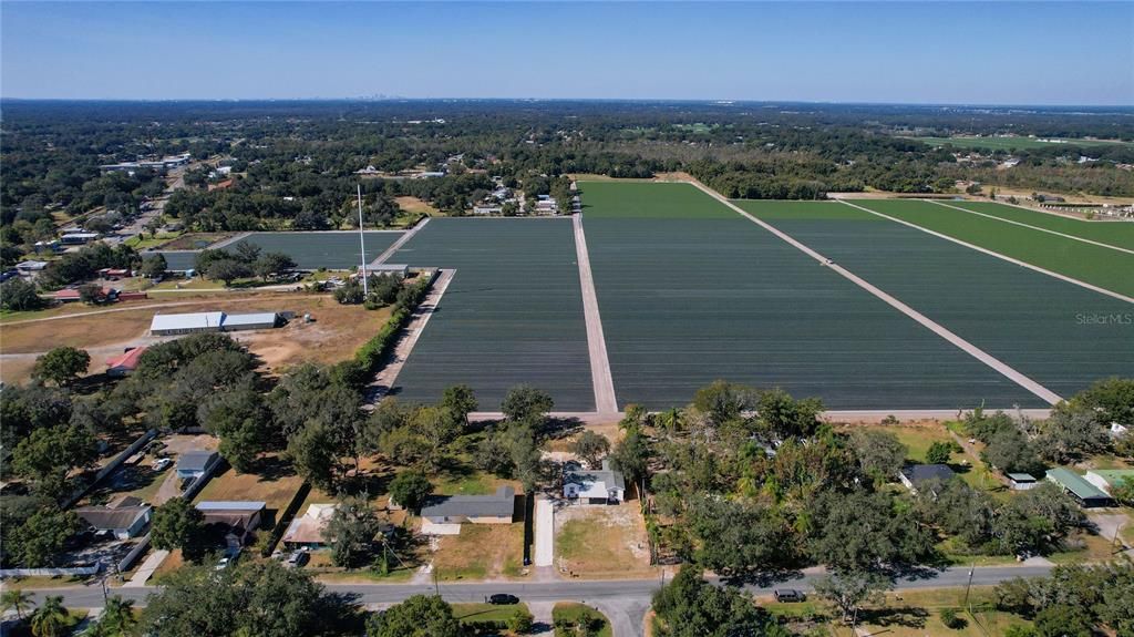 Activo con contrato: $348,888 (4 camas, 2 baños, 1584 Pies cuadrados)