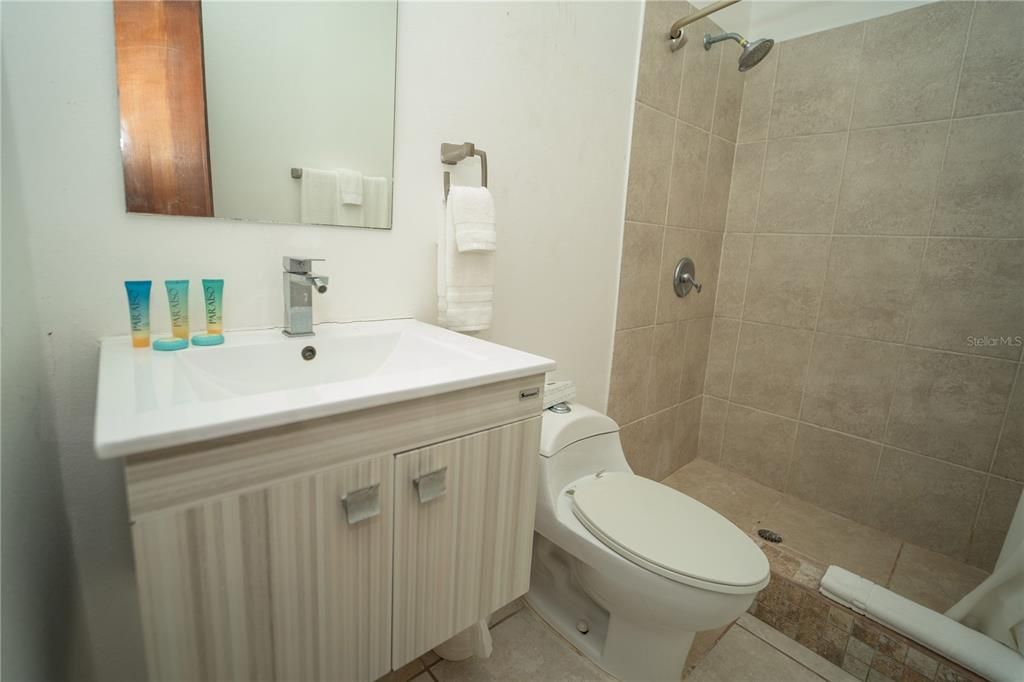 待售: $1,620,000 (0 贝兹, 0 浴室, 2263 平方英尺)