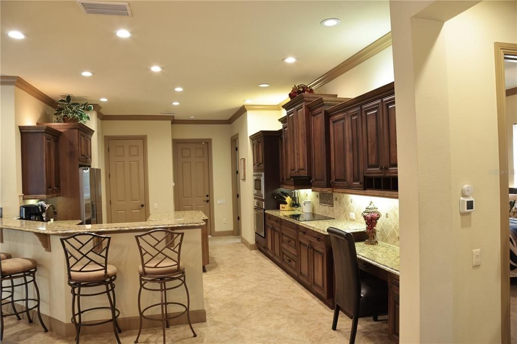 待售: $584,900 (3 贝兹, 3 浴室, 2662 平方英尺)