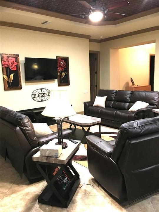 待售: $584,900 (3 贝兹, 3 浴室, 2662 平方英尺)