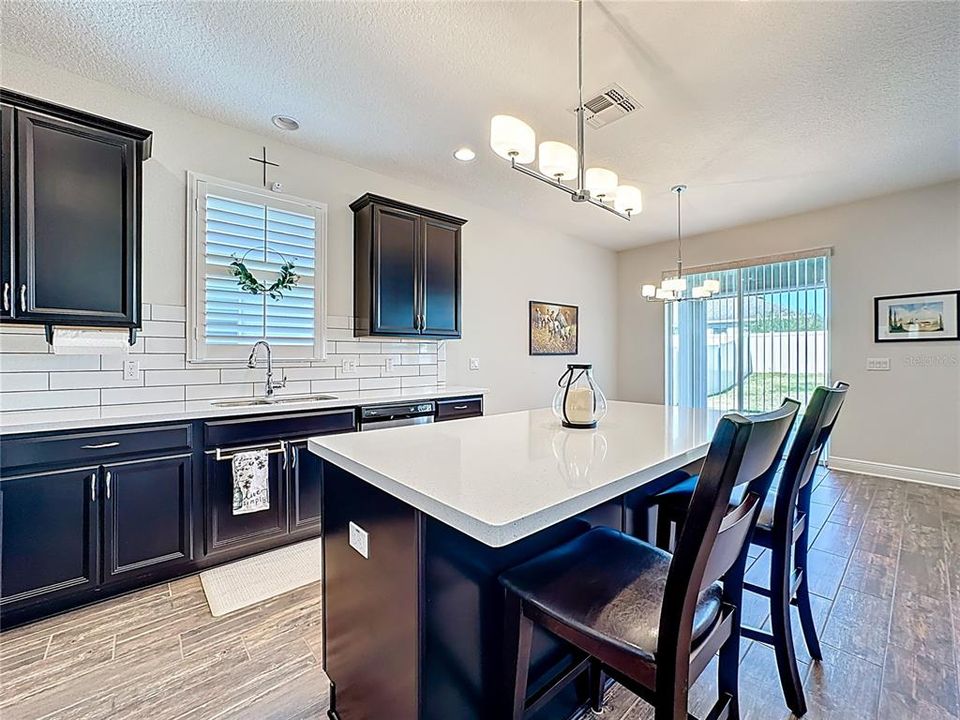 For Sale: $445,800 (4 beds, 2 baths, 1853 Square Feet)