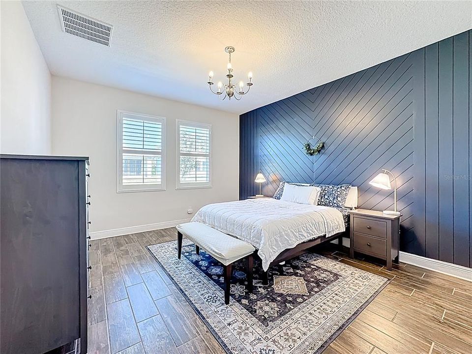 For Sale: $445,800 (4 beds, 2 baths, 1853 Square Feet)