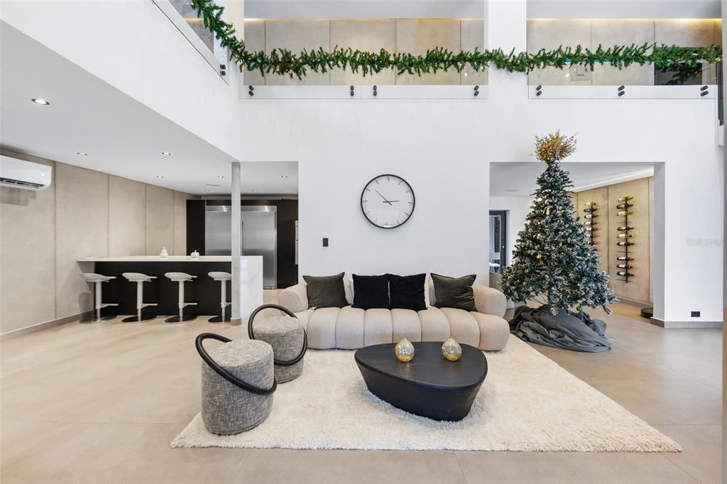 For Sale: $3,000,000 (5 beds, 5 baths, 4600 Square Feet)