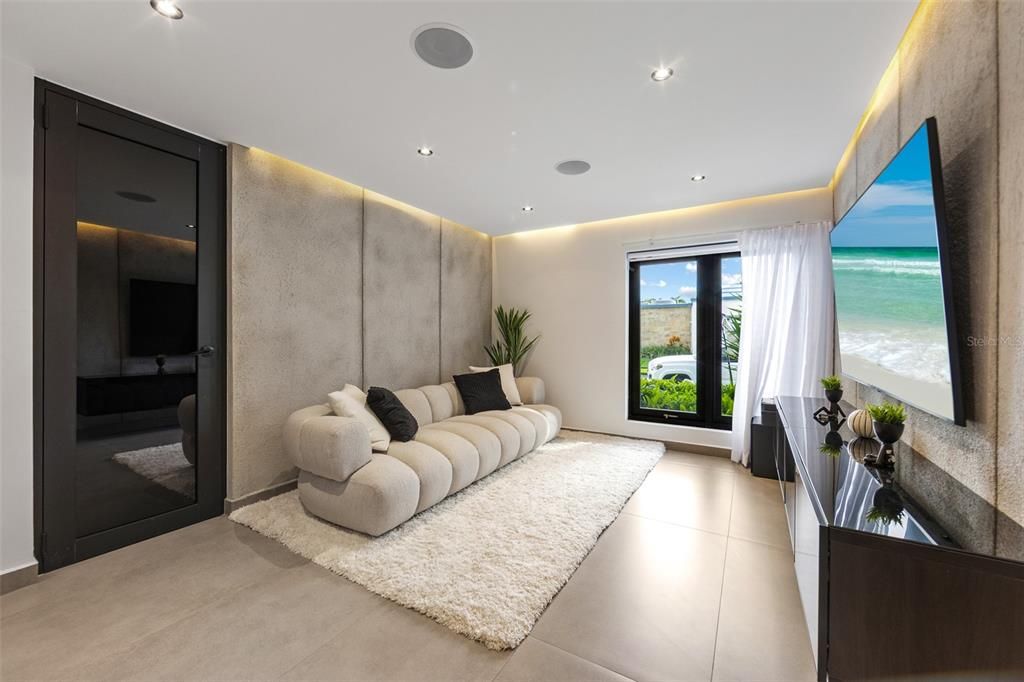 For Sale: $3,000,000 (5 beds, 5 baths, 4600 Square Feet)