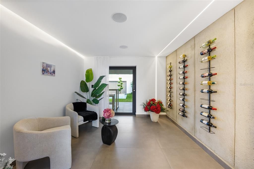 For Sale: $3,000,000 (5 beds, 5 baths, 4600 Square Feet)