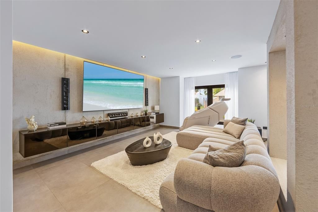 For Sale: $3,000,000 (5 beds, 5 baths, 4600 Square Feet)