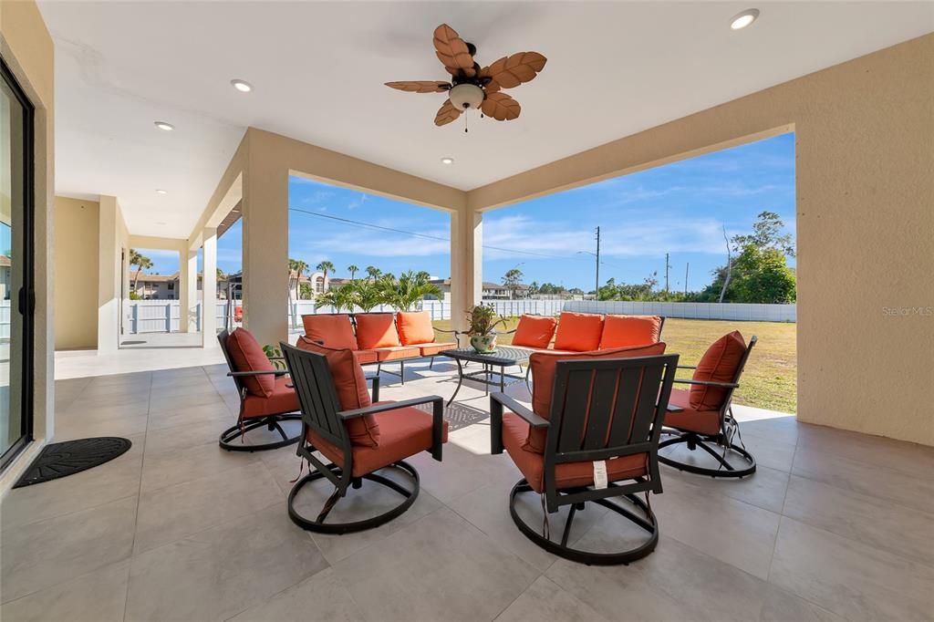 For Sale: $2,300,000 (4 beds, 4 baths, 3185 Square Feet)