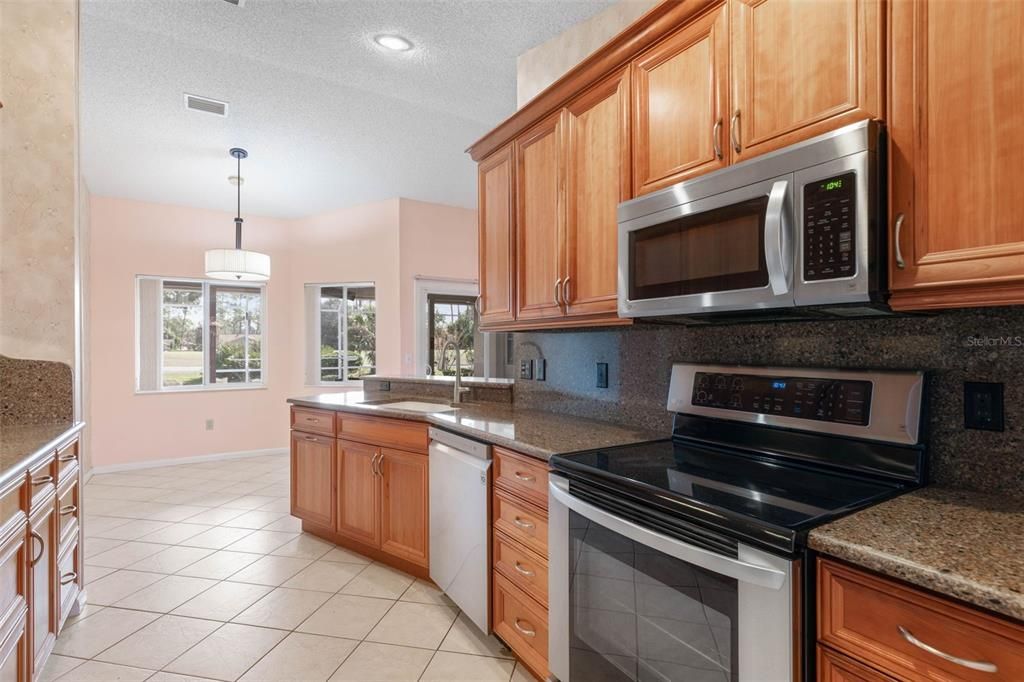 For Sale: $419,000 (3 beds, 2 baths, 1819 Square Feet)