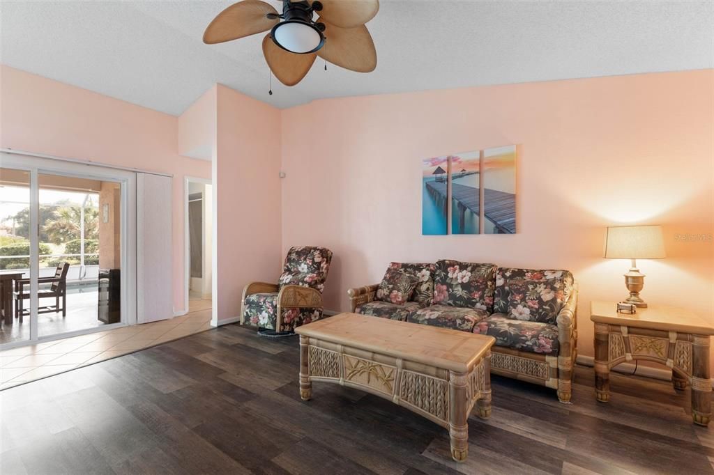 For Sale: $419,000 (3 beds, 2 baths, 1819 Square Feet)