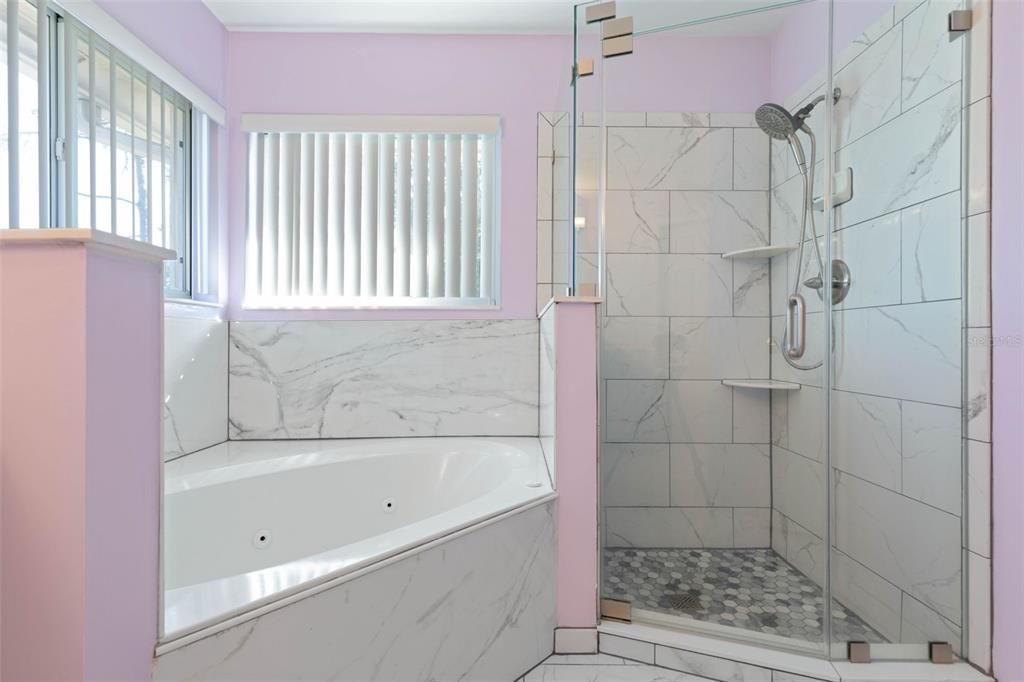 For Sale: $419,000 (3 beds, 2 baths, 1819 Square Feet)