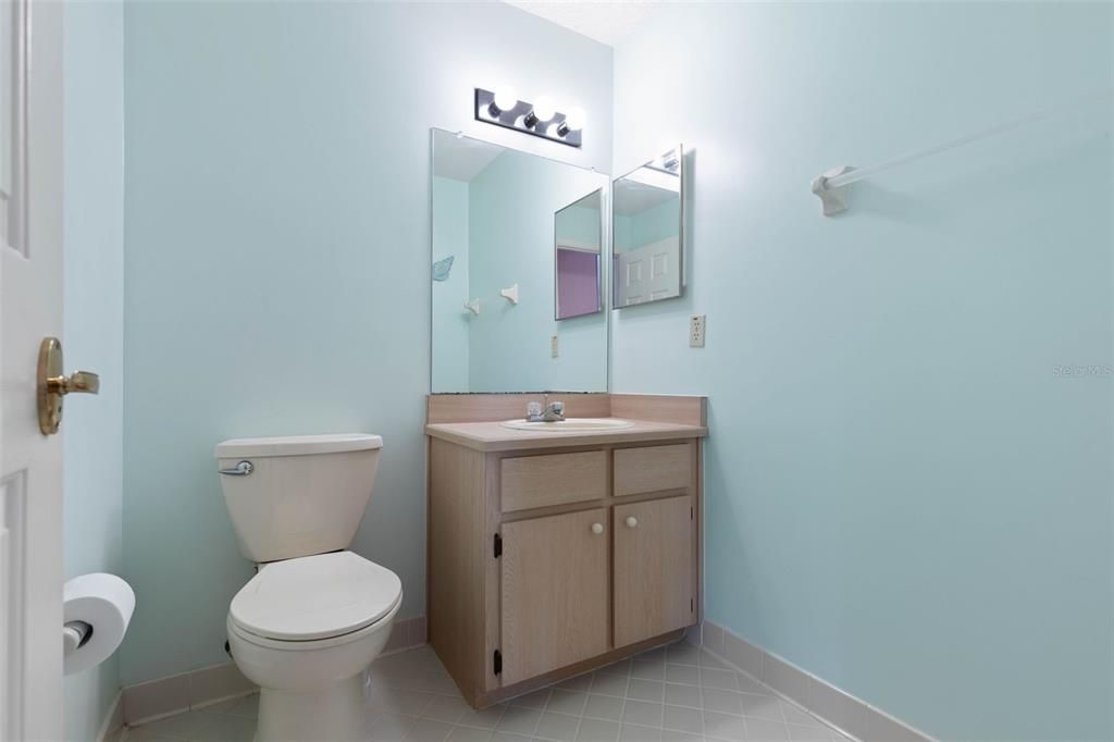 For Sale: $419,000 (3 beds, 2 baths, 1819 Square Feet)