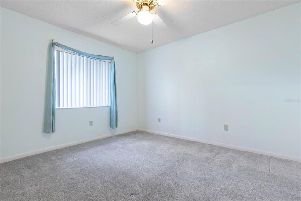 For Sale: $419,000 (3 beds, 2 baths, 1819 Square Feet)