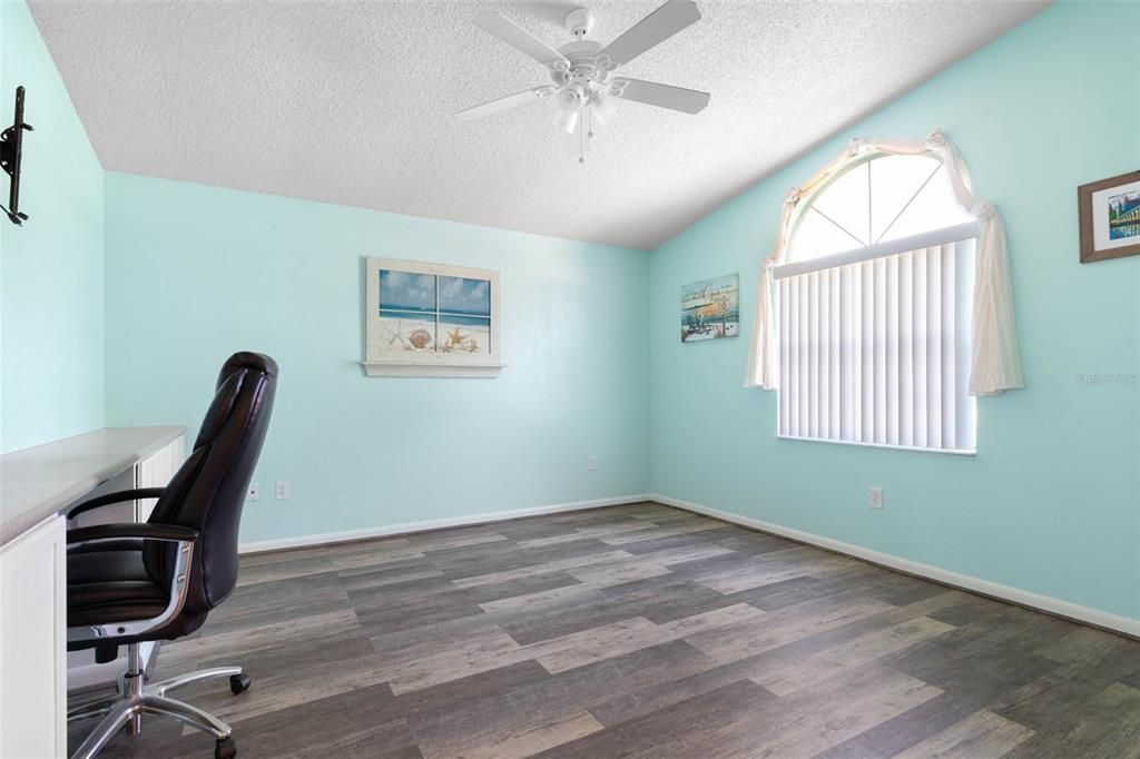 For Sale: $419,000 (3 beds, 2 baths, 1819 Square Feet)