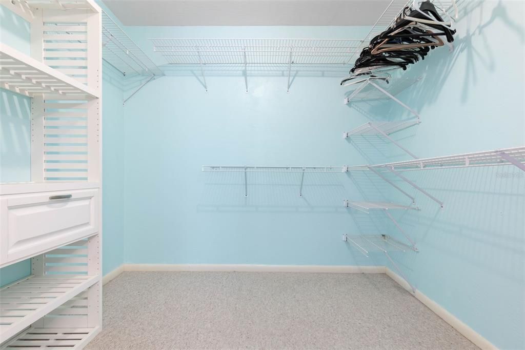 For Sale: $419,000 (3 beds, 2 baths, 1819 Square Feet)