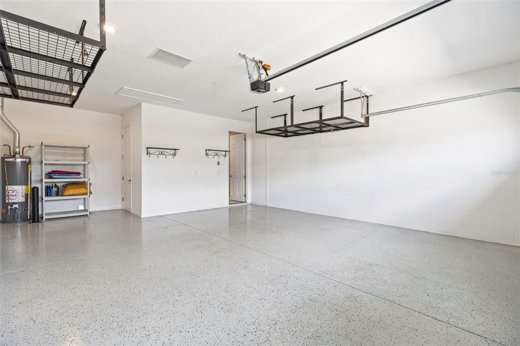 En Venta: $449,999 (3 camas, 3 baños, 2703 Pies cuadrados)