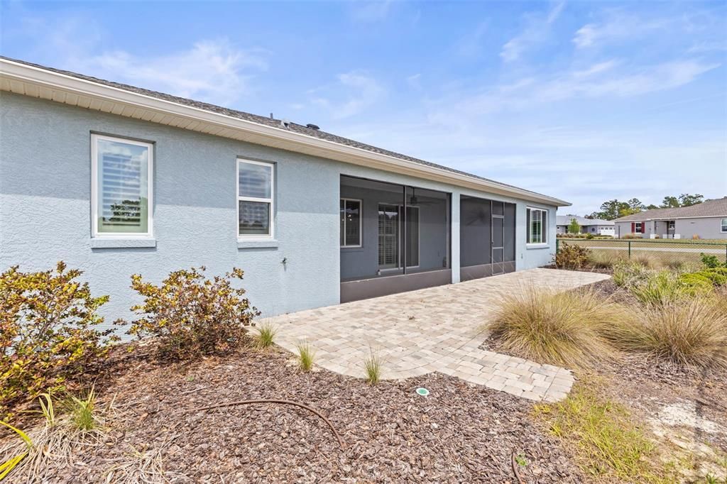 En Venta: $449,999 (3 camas, 3 baños, 2703 Pies cuadrados)