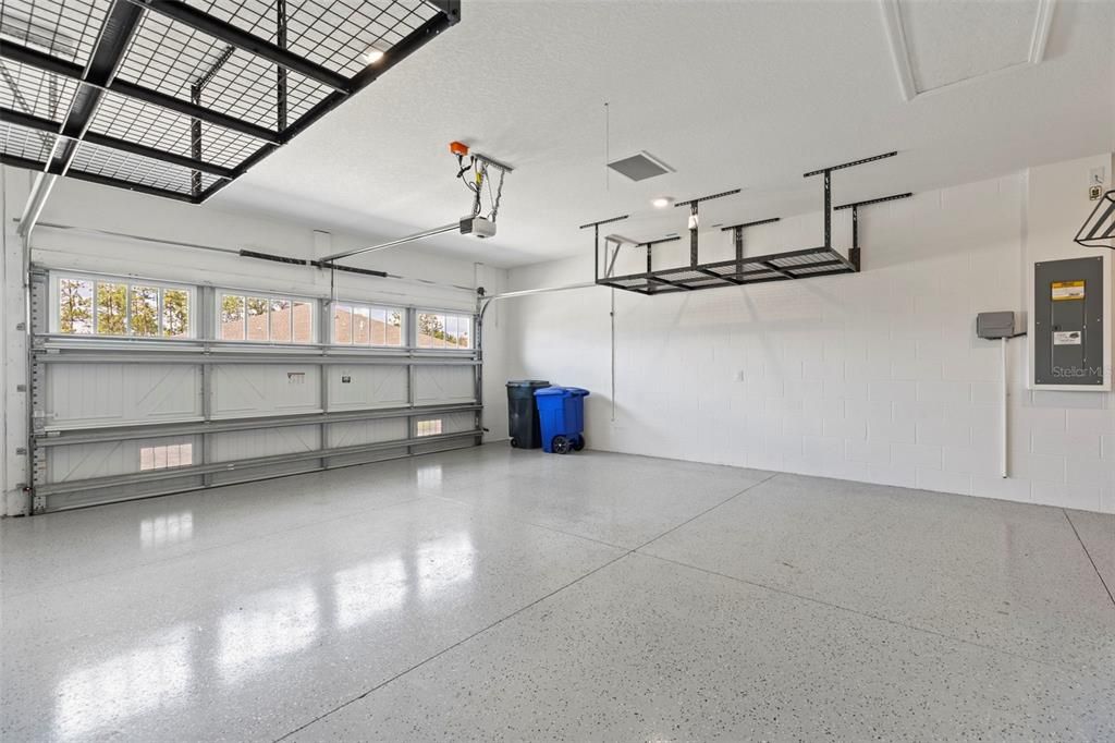 En Venta: $449,999 (3 camas, 3 baños, 2703 Pies cuadrados)