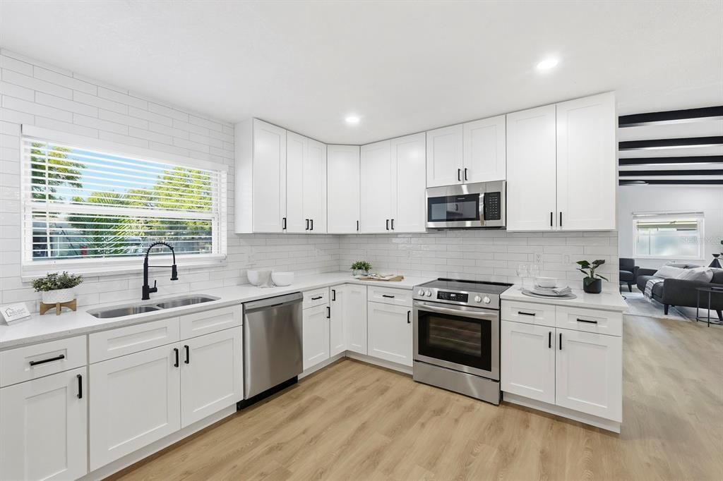 待售: $599,900 (3 贝兹, 2 浴室, 1727 平方英尺)